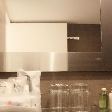Maxstays - Max Style @ Fort Victoria Makati City Екстериор снимка