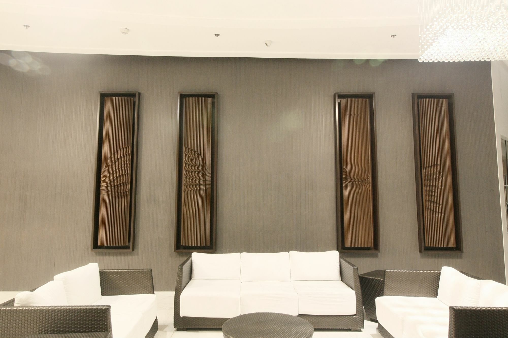 Maxstays - Max Style @ Fort Victoria Makati City Екстериор снимка