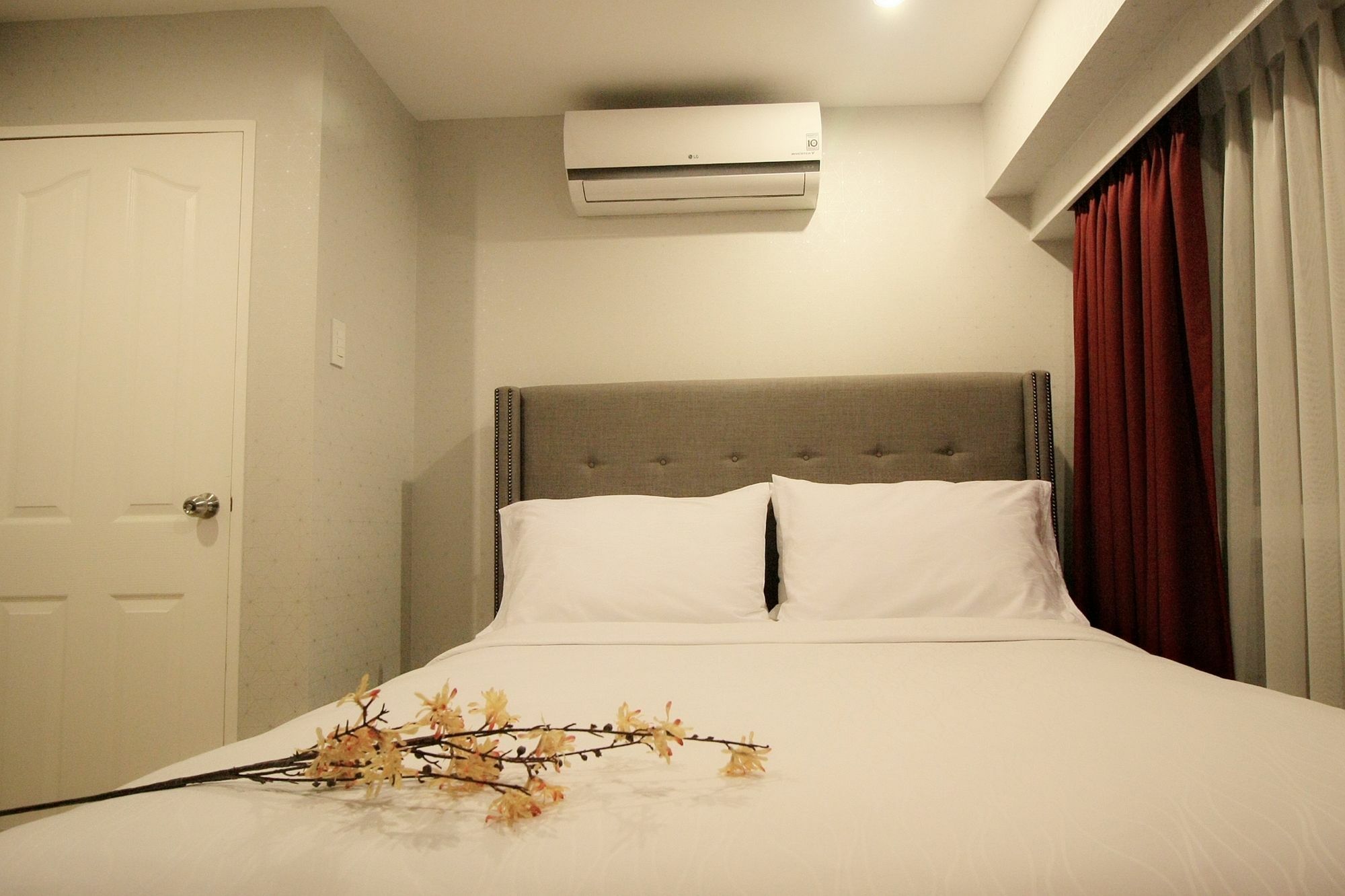 Maxstays - Max Style @ Fort Victoria Makati City Екстериор снимка